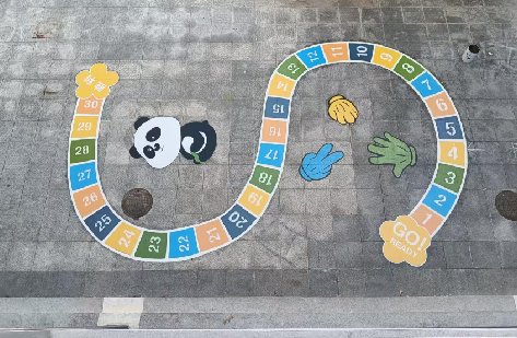 于都地面游戏彩绘